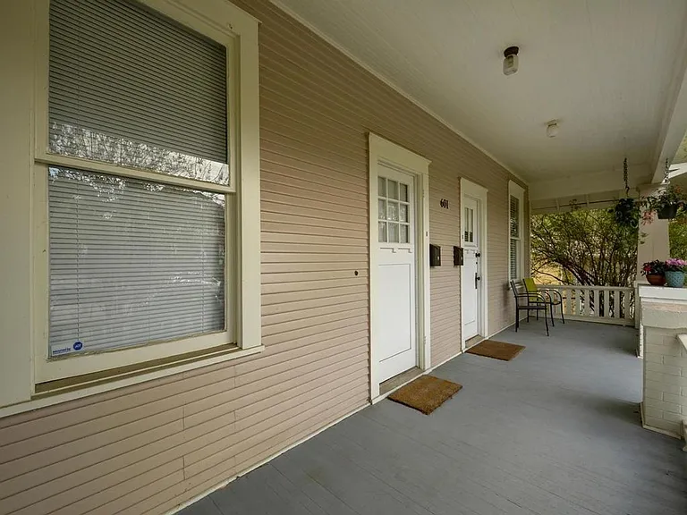 601 Bellevue Pl #A — Photo 5
