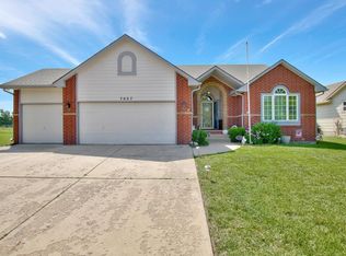 7007 E Mainsgate St, Wichita, KS 67226