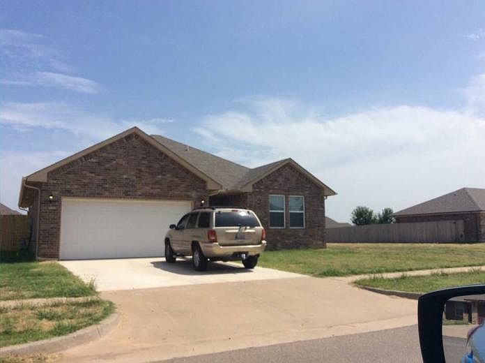 1st image of 1404 Ginger Ave
