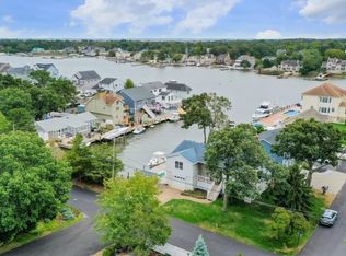 73 Queen Ann Rd, Brick, NJ 08723