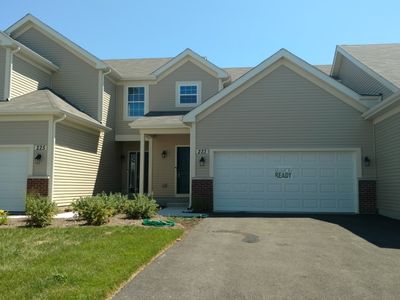 223 Dorset Ave, Oswego, IL, 60543