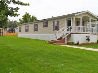 355 Hilltop Rd, Friedens, PA 15541