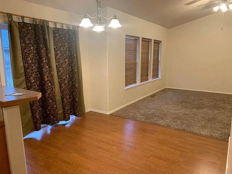 1067 Arrow Wood Ct — Photo 5