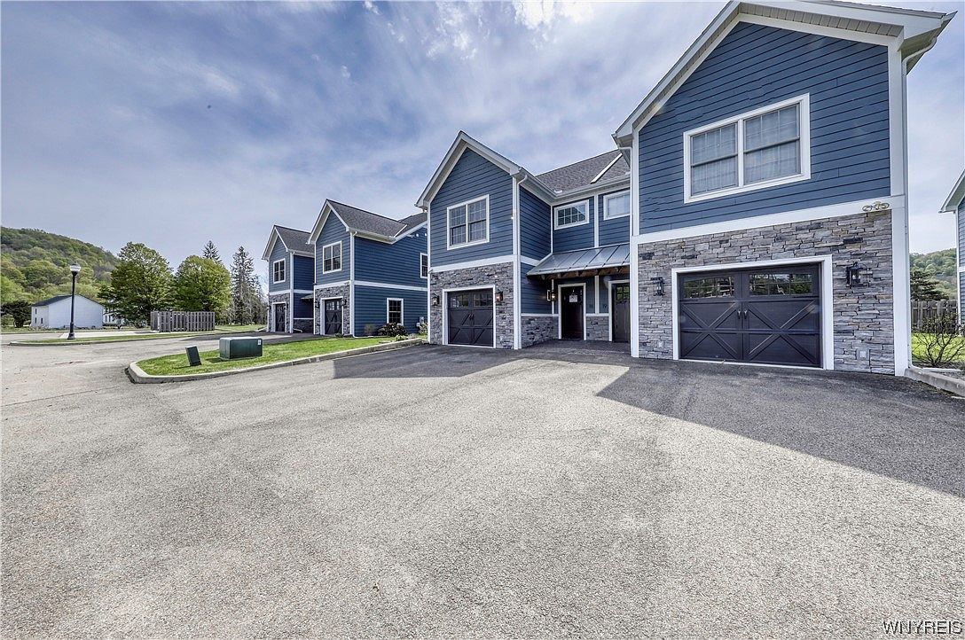 18 Glen Burn Trl, Ellicottville, NY 14731 Zillow