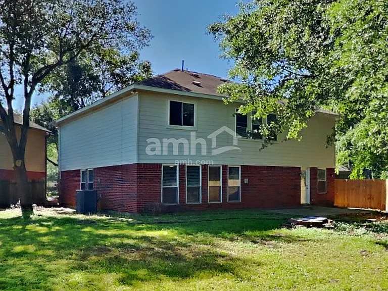 31442 Camden Village Dr — Photo 21