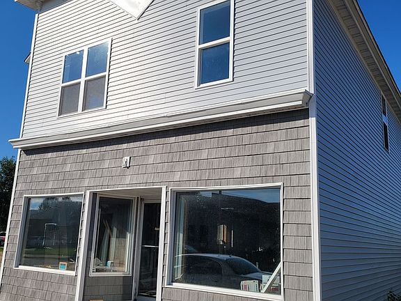2nd image of 112 E Garfield Ave #B