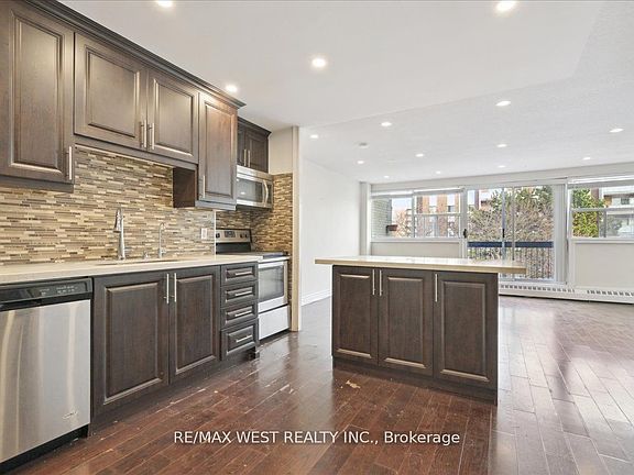 2nd image of 1624 Bloor St E #66