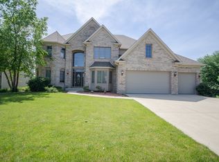 503 Meadowwood Ln, Oswego, IL 60543