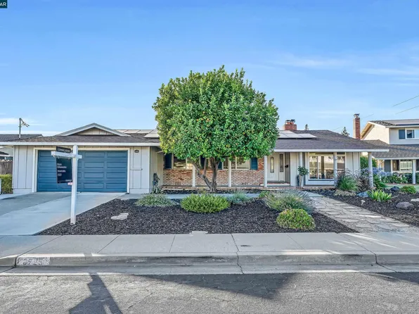 3725 Oakpark Ct, Concord, CA 94519