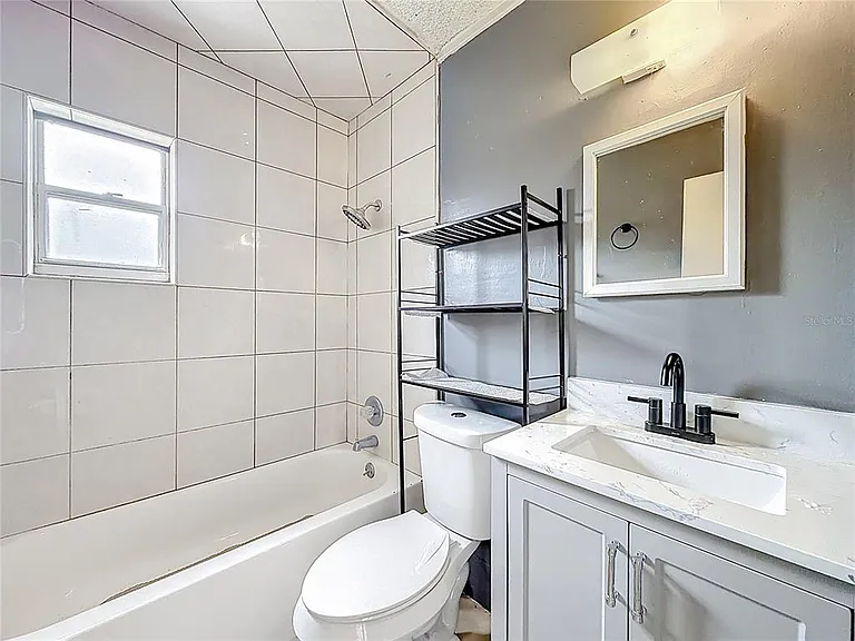 927 Hoffner Ave — Photo 8