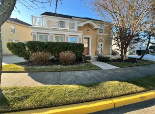 2 Circle Dr, Margate, NJ 08402