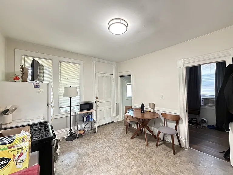 3426 N Lincoln Ave #3 — Photo 6