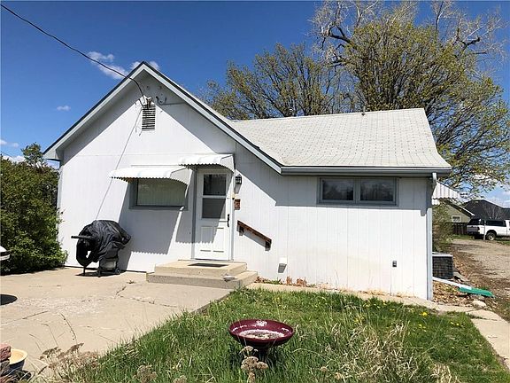 4th image of 301 Hallowell Ln