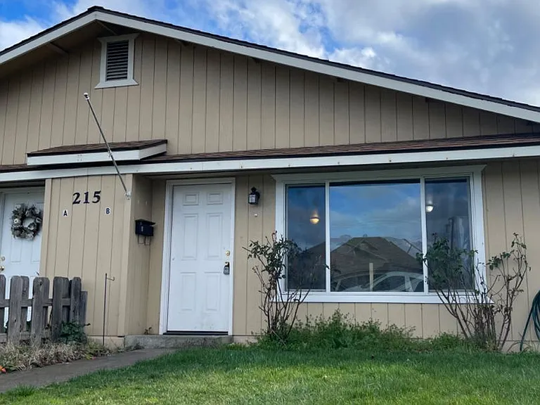 R215 Haven St — Photo 1