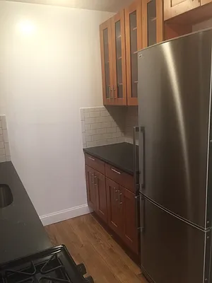 Rented by Alexander Bilu, LREB | media 9