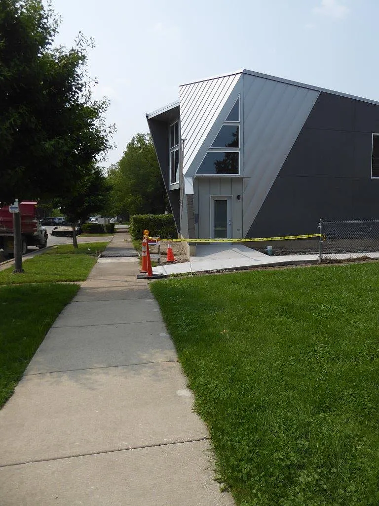 1310 Hartrey Ave — Photo 1