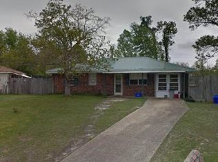 810 Shirley Dr, Gulfport, MS 39503