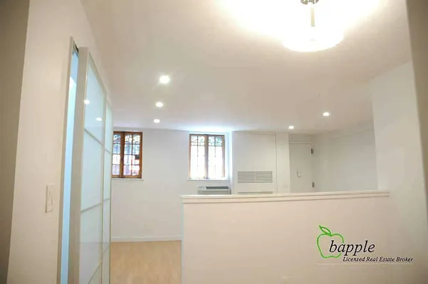 Rented by Bapple | media 16