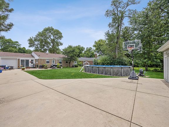 5th image of 4812 Wolf Rd