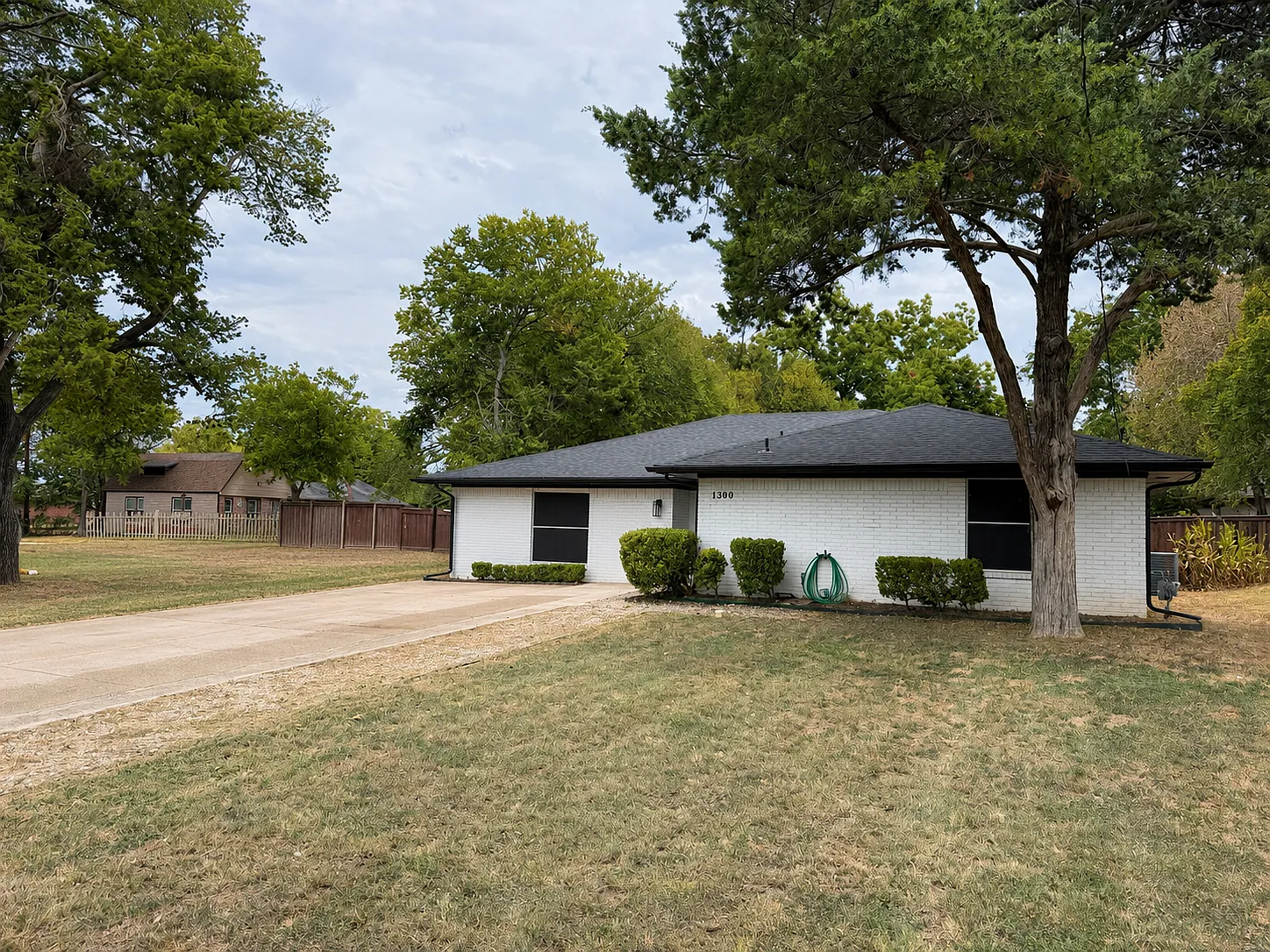 4 bed, 3.5 bath, 2300 sqft, $2,950 — Photo 1
