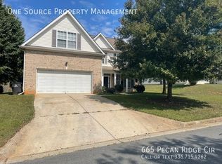 665 Pecan Ridge Cir, Kernersville, NC 27284