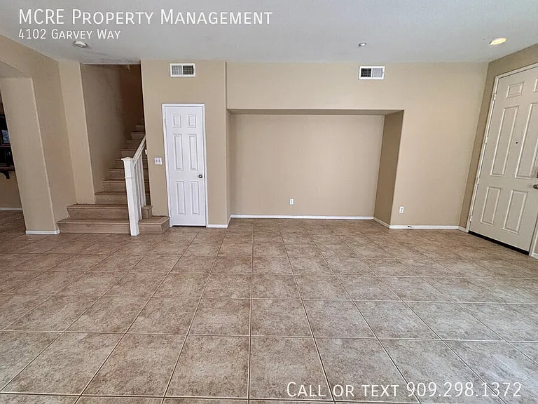 4102 Garvey Way — Photo 4