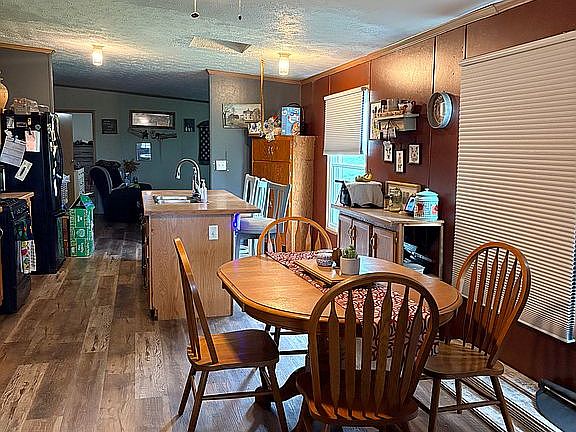 4th image of 1435 Ina Rd