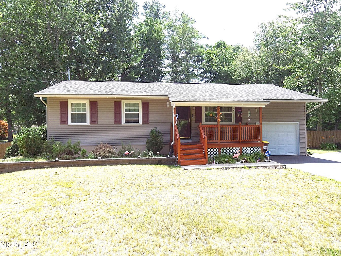1st image of 132 Hutchins Road