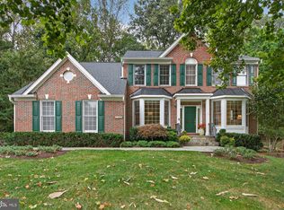 6408 Jumet Ct, Fairfax Station, VA 22039