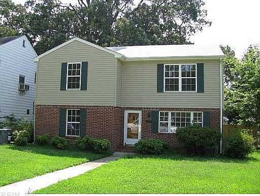 1st image of 105 Wythe Crescent Dr