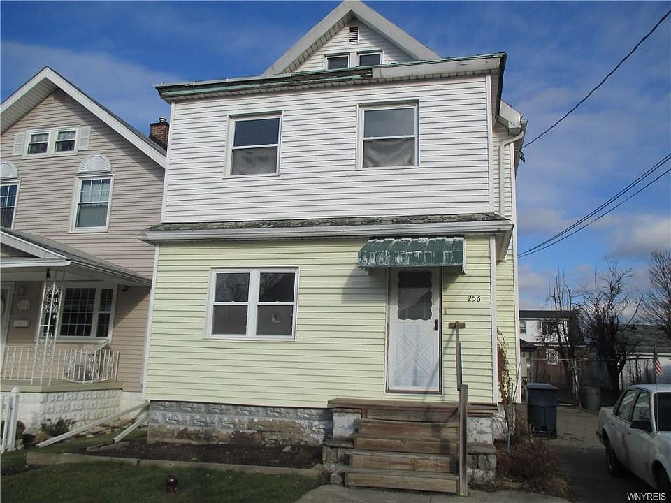 1st image of 256 Warsaw St