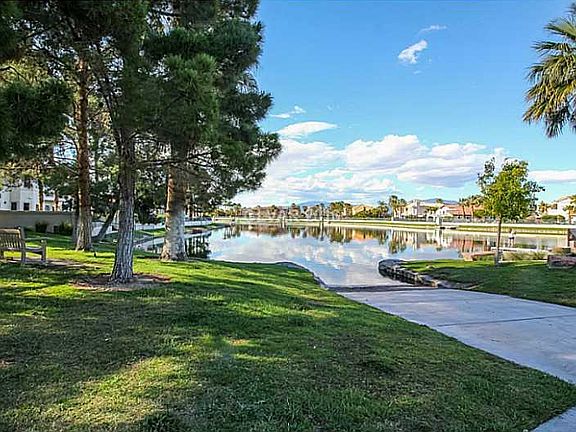 4th image of 8217 Lauderdale Ct