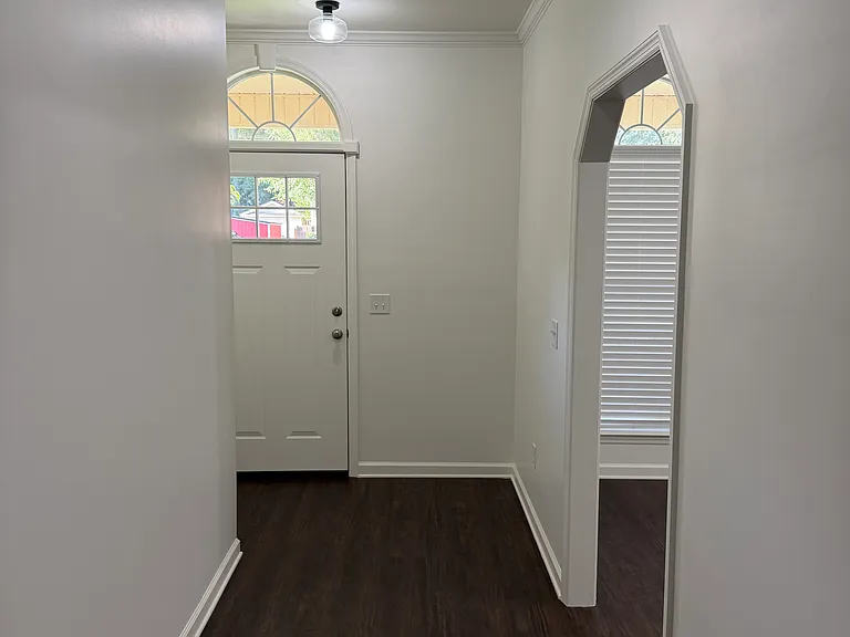 216 Inglewood Dr — Photo 18