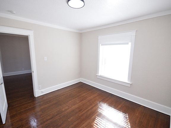 5th image of 1610 W 37th St #20