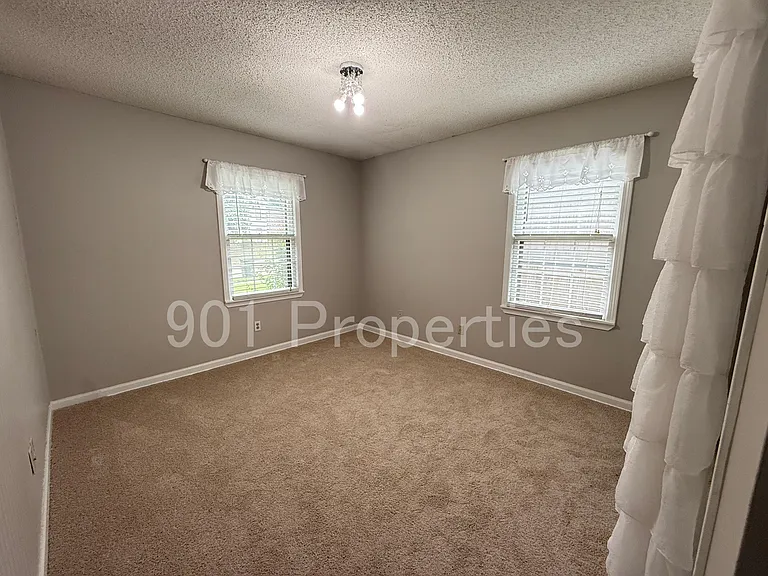 6080 Barrentine Dr — Photo 20
