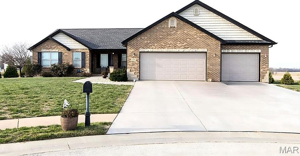 1st image of 1151 Illiniwek Dr