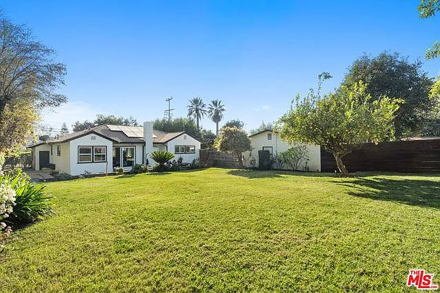 10601 Foothill Blvd #A — Photo 5