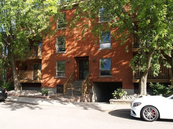 160 Bruyere St #3, Ottawa, ON K1N 5E1