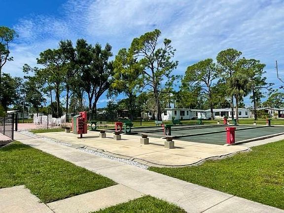 5th image of 6838 Anapa Ct