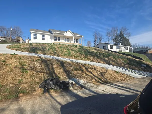 328 Wilson Hurst St, Tazewell, TN 37879