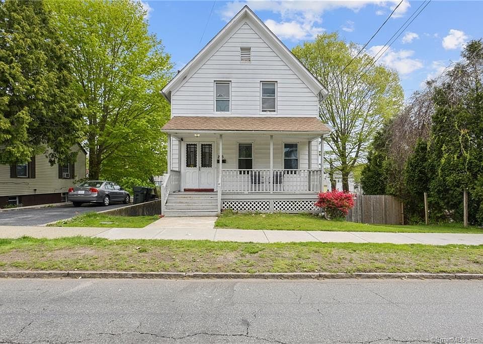 1st image of 245 Jefferson Avenue