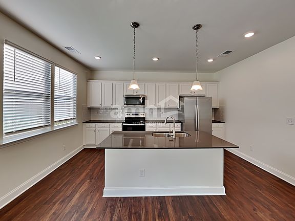 3rd image of 11105 Hazel Gardens Dr