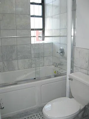 Rented by Tower Brokerage | media 17