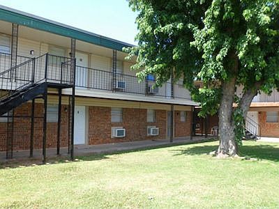 3rd image of 1306 NW Irwin Ave APT 30