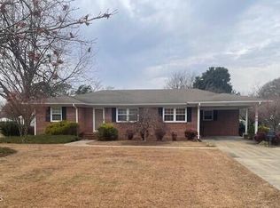 703 Underwood Street, Clinton, NC 28328