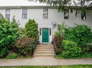 13 Thornhill Rd, Riverside, CT 06878