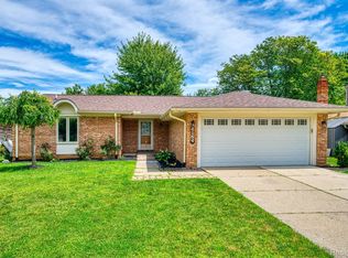 6154 Winter Dr, Canton, MI 48187