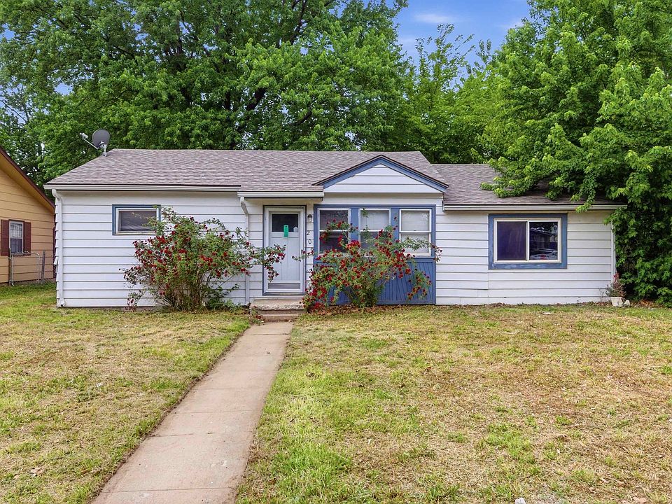 1st image of 209 S Trout Ave