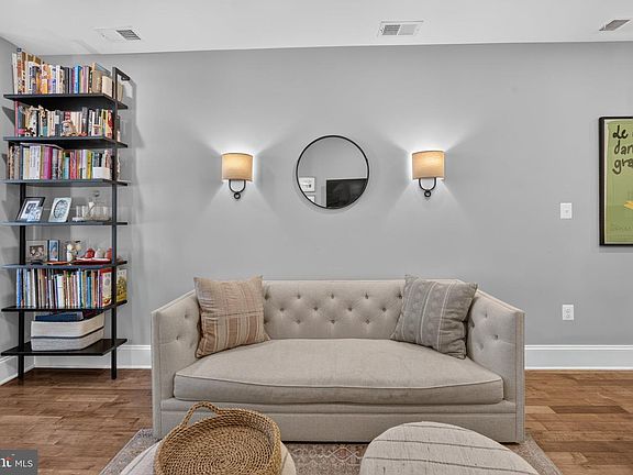 4th image of 1130 Columbia Rd NW #2