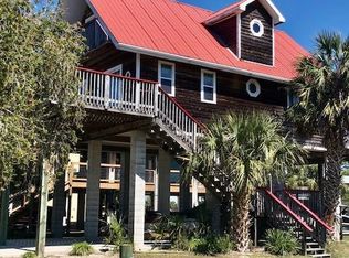 40 SE 210th St, Suwannee, FL 32692